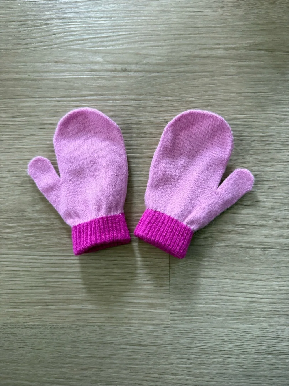 Barbie Pink Knit Mittens